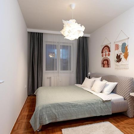 Aquarelle Apartment Subotica Bagian luar foto